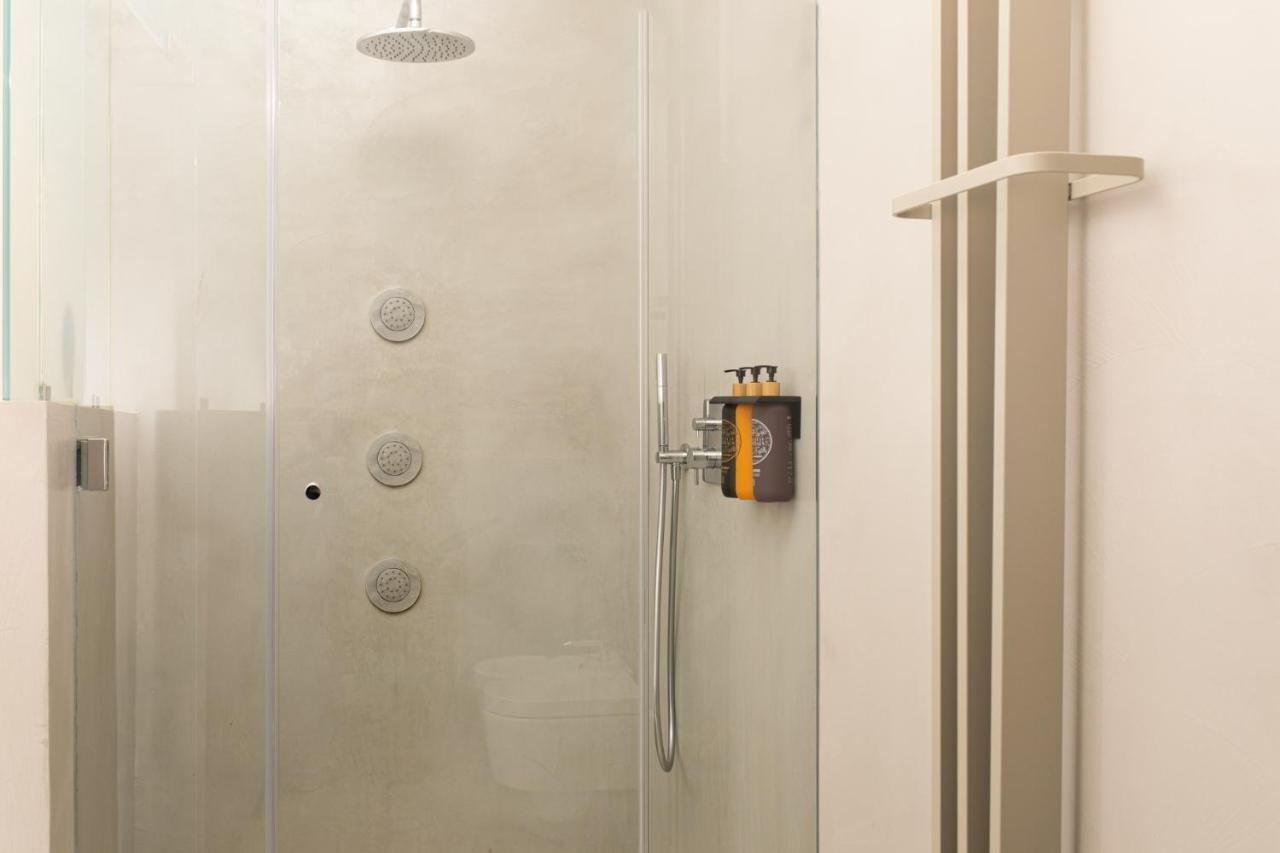 Luxury Lake View Apartments Salò Εξωτερικό φωτογραφία